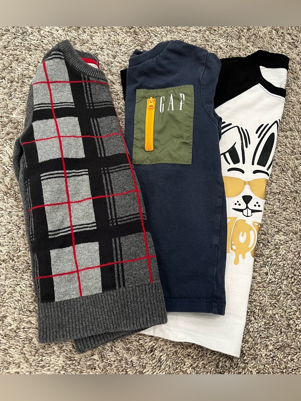 Bundle of 3 toddler boys tops in XS